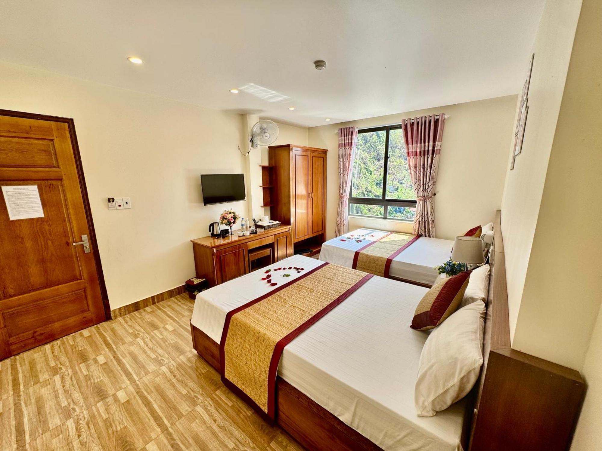 Thang Long Hotel Chan Chau Екстер'єр фото